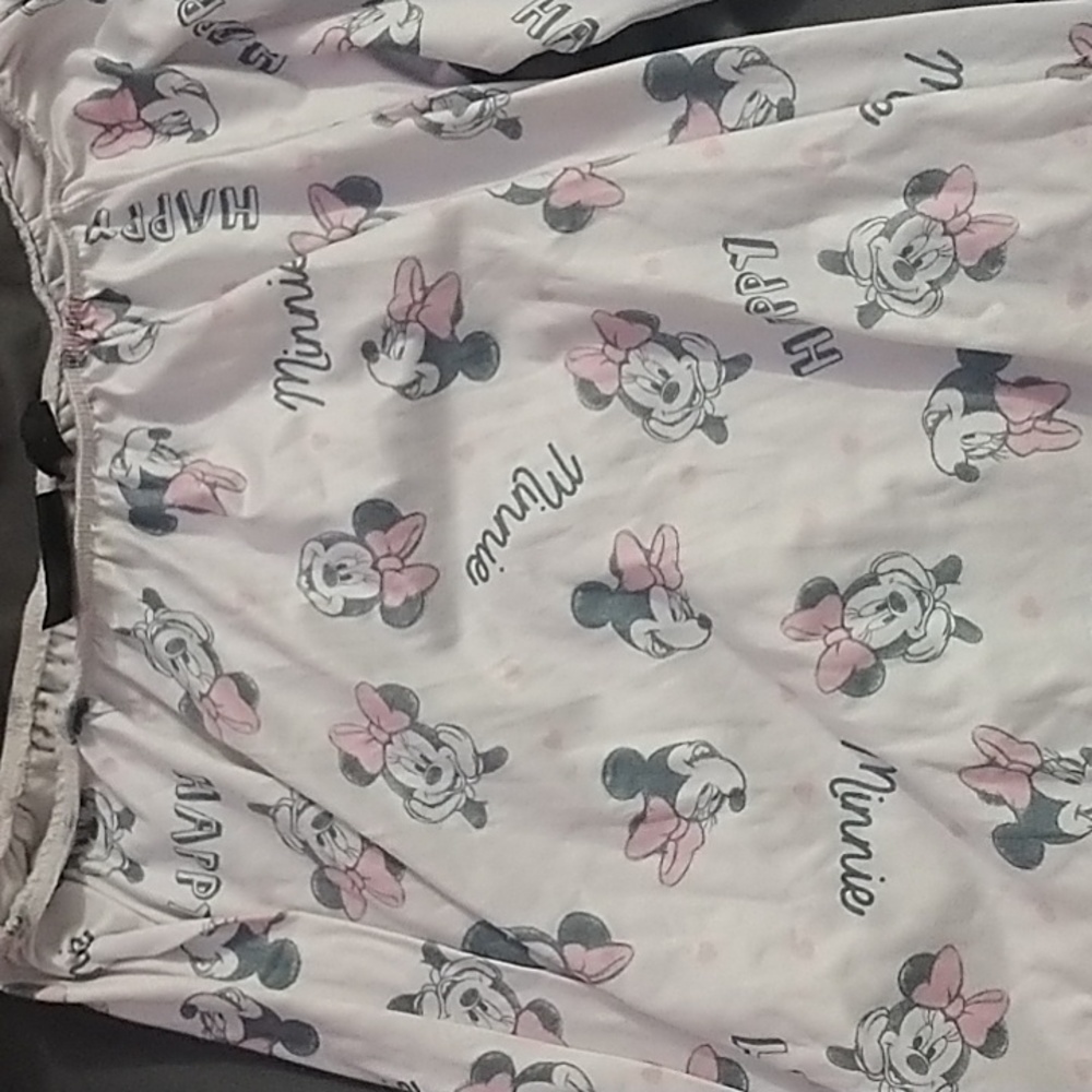 EUC Minnie Mouse blouse